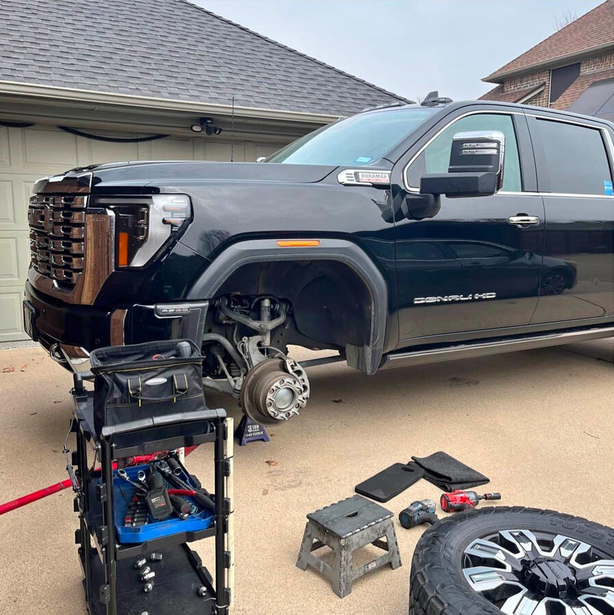 GMC Hub Assembly